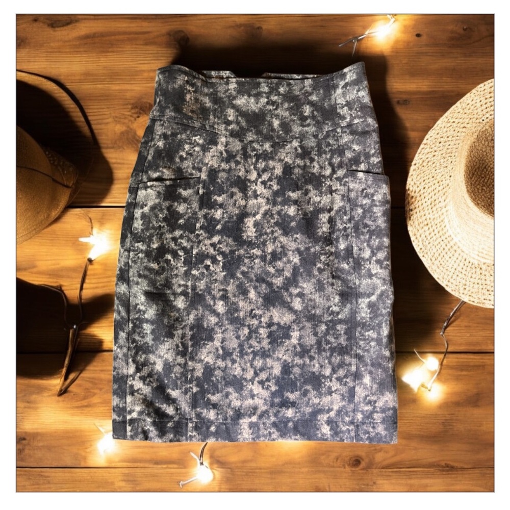 Funktional-Canadian-made Boutique Acid-wash High-waist Pencil Skirt--NWOT Sz 4-S